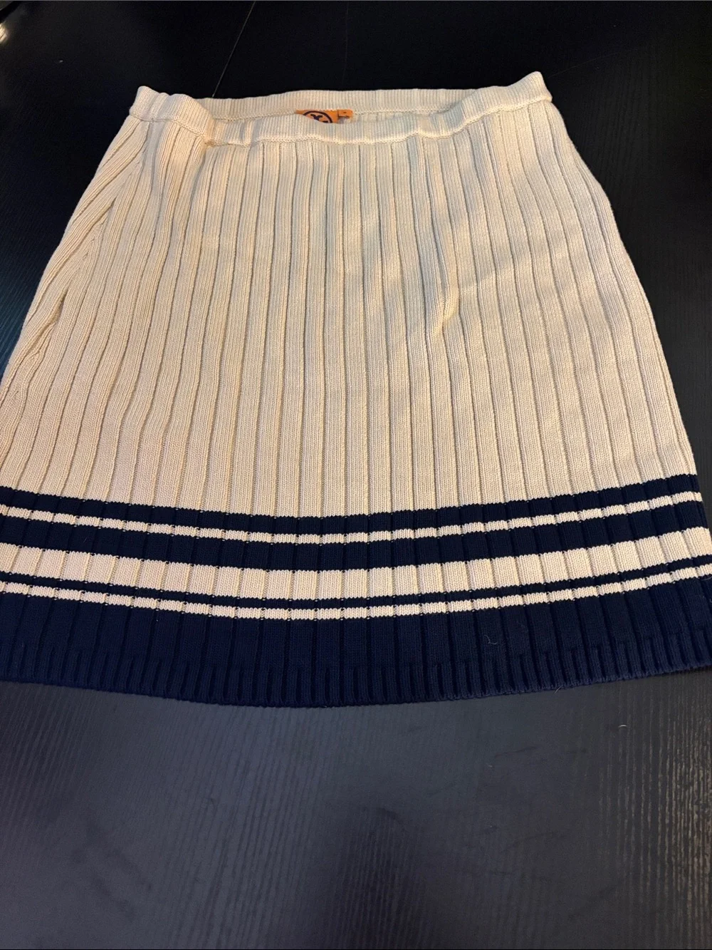 Tory Burch Beige Knitted A-lined Striped Skirt- Size Medium